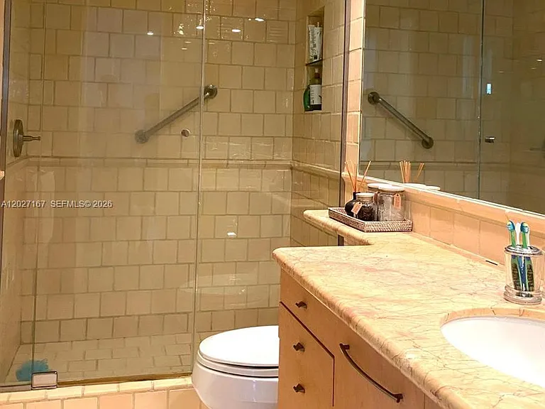 1121 Crandon Blvd #D1007 — Photo 12