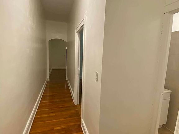 3rd image of 57 5th Ave APT 3