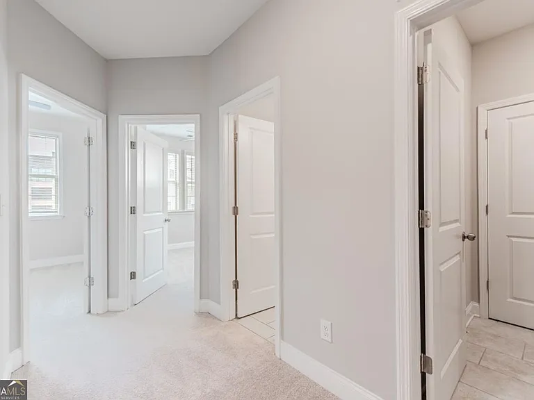 5051 Pinckney Ln — Photo 55