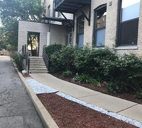 3rd image of 2511 W Moffat St APT 208