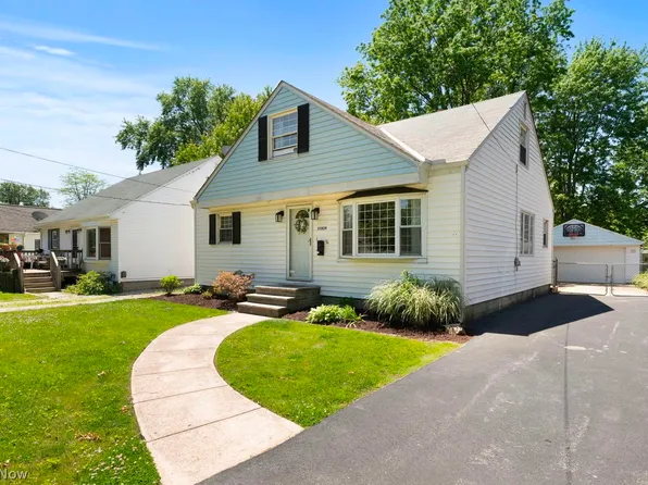 33839 Willowick Dr, Eastlake, OH 44095