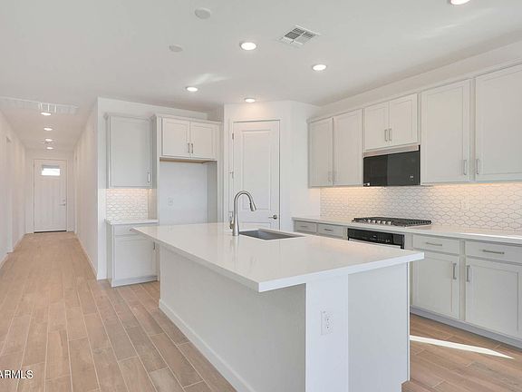 2nd image of 23055 E STARFLOWER Drive