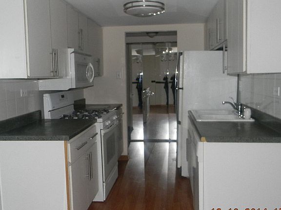 2nd image of 500 Redondo Dr APT 404