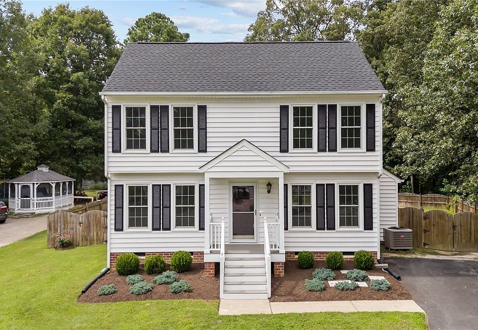 1st image of 5605 Stone Lake Dr