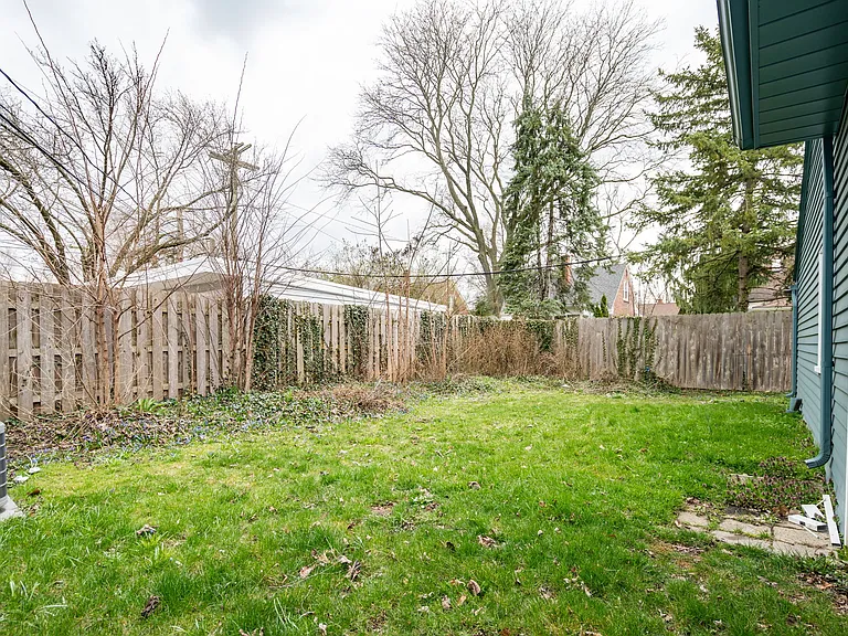 4727 Olivia Ave — Photo 41