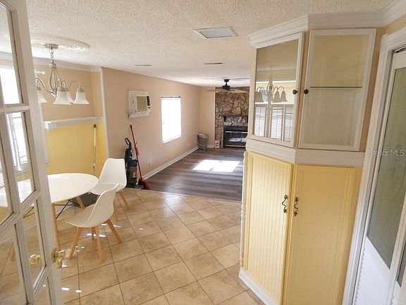 4th image of 5220 11TH AVENUE N