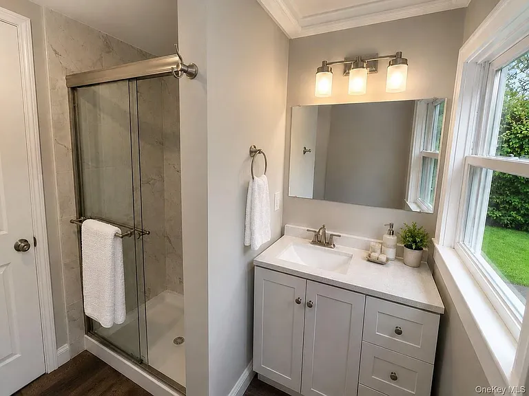 110 Hardscrabble Rd #1A — Photo 12