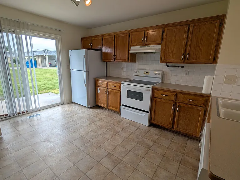 253 S Bedford St #253 — Photo 8