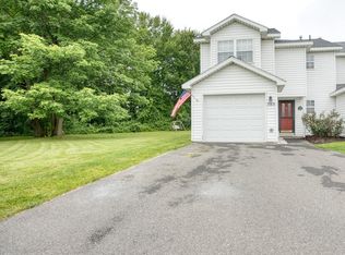 123 Marsdale Ct, Selkirk, NY 12158
