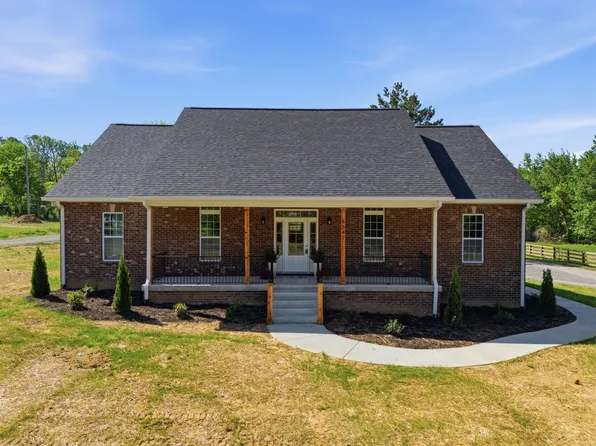 8347 Horseshoe Rd, Cross Plains, TN 37049