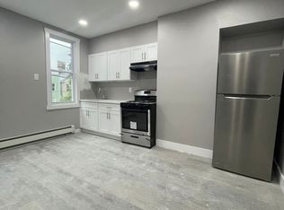 220 Bidwell Ave #3, Jersey City, NJ 07305