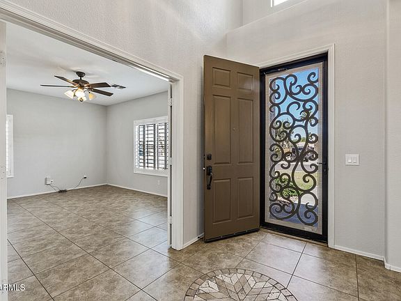 3rd image of 1125 E San Carlos Way