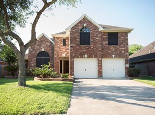 6705 Paigetree Ln, Pearland, TX 77584