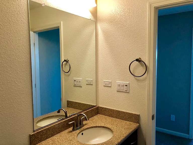 2554 Walker Dr — Photo 29