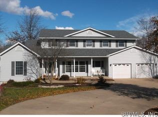 23858 Walnut Hollow Ct, Jerseyville, IL 62052