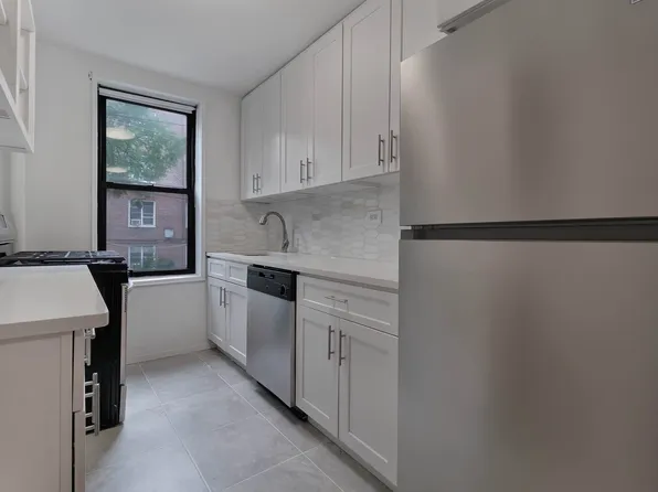 525 West 235th Street image 1 of 7