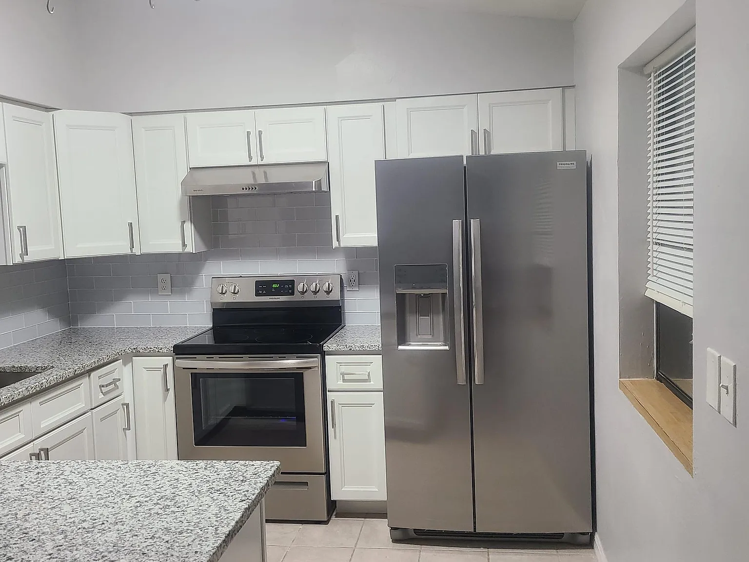 4323 Sands Blvd — Photo 2