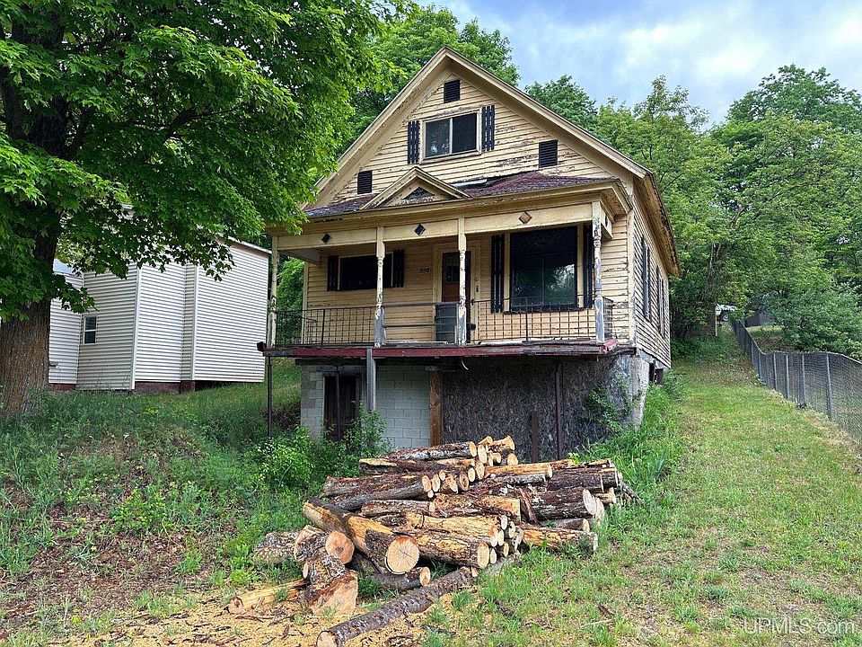 1st image of 530 Bluff