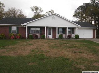 200 Countrywood Ct, Harvest, AL 35749