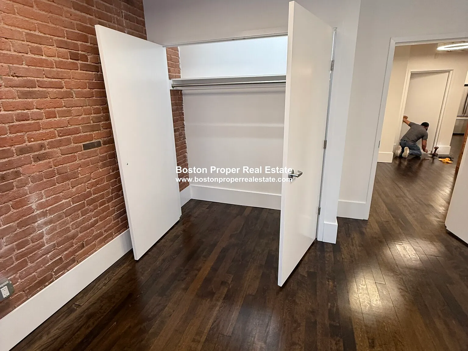 3 bed, 2700 sqft, $12,500 — Photo 2