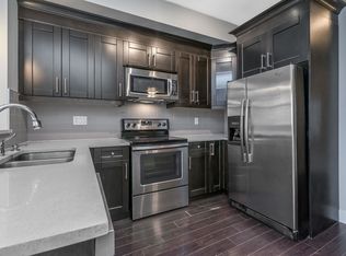 2950 Lefeuvre Rd #10, Abbotsford, BC V4X0B2