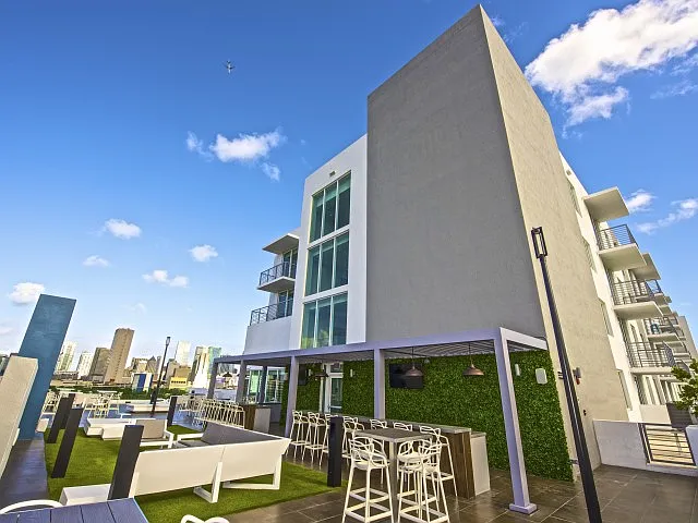 9th Floor Deck
