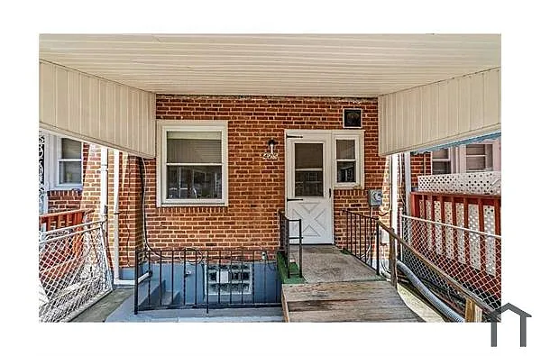 Building Photo - 425 Torner Rd