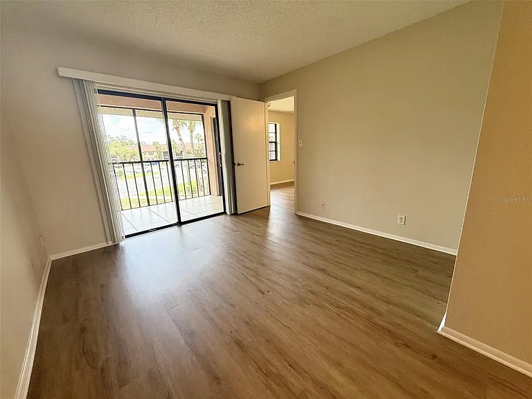 19505 Quesada Ave #KK204 — Photo 10