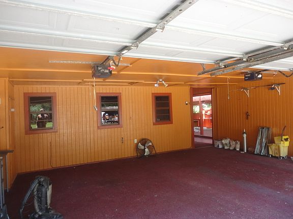 3rd image of 3571 Carpenter Cir
