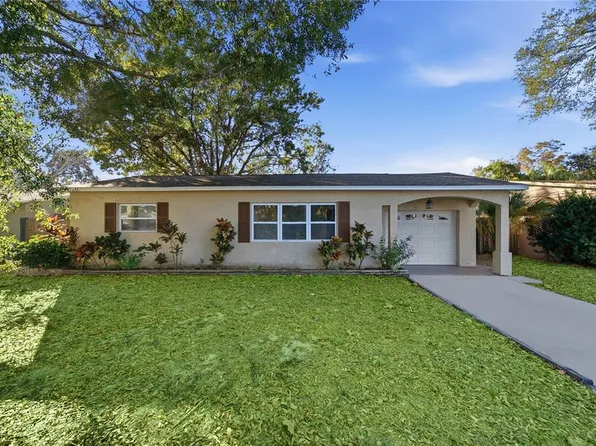 10664 104th St, Largo, FL 33773