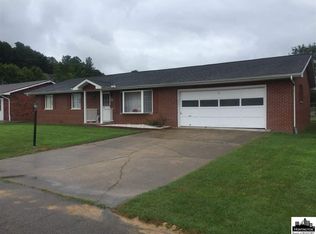 9 Wellswerth Gdns, Huntington, WV 25704