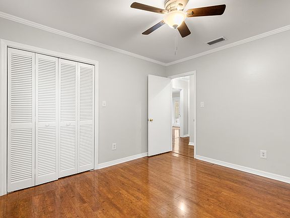 3rd image of 3411 W Palmira Ave