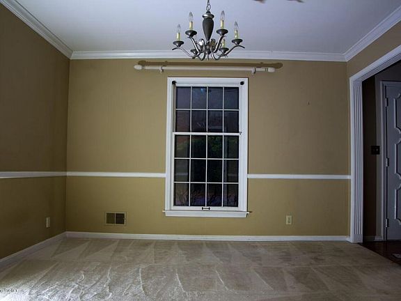 Murray Hill dining room 2