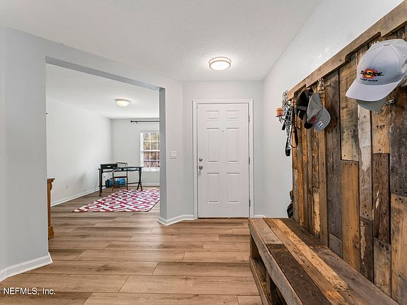 3rd image of 12042 ALEXANDRA Drive
