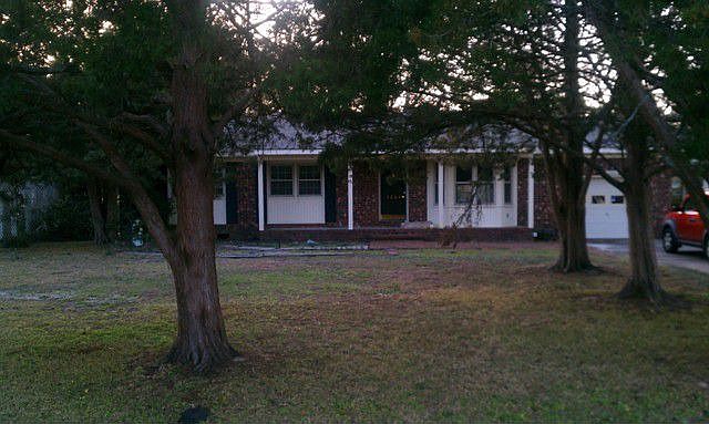 1st image of 3204 Chalmers Dr