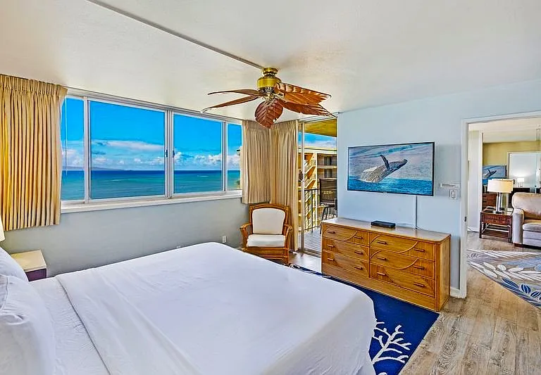 direct oceanfront Lanai view from Living Room and bedrooms