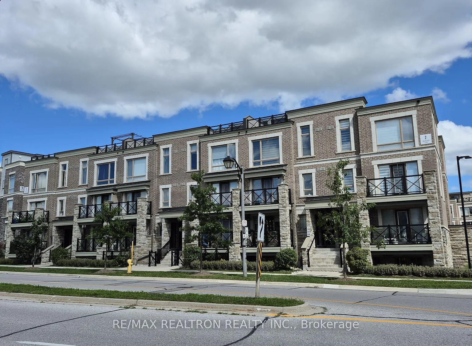 2 bed, $2,500 — Photo 1