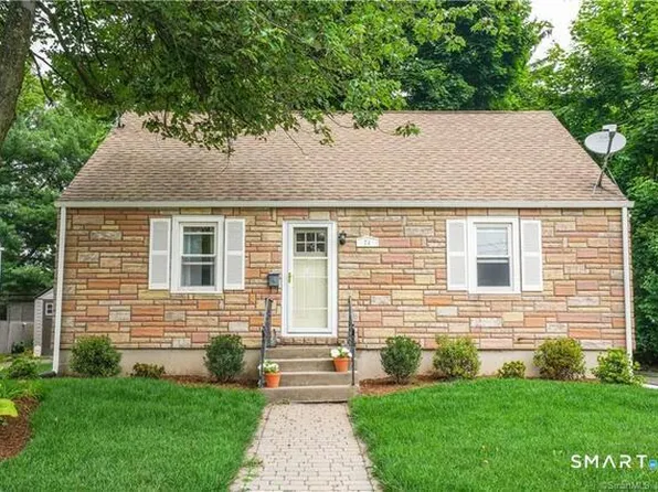24 Court Park, West Hartford, CT 06119