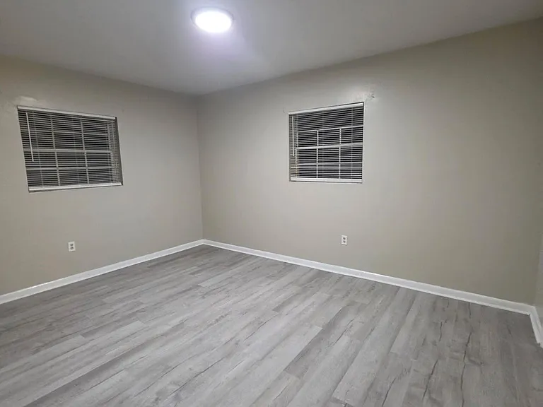 734 Townside Rd SW #12 — Photo 10