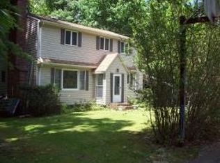 52 Glenbrook Dr, Newton, NJ 07860
