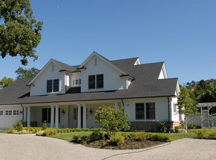 26 Sanford Ln, Lafayette, CA 94549