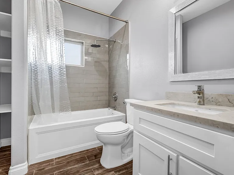 14095 Edwards St — Photo 22