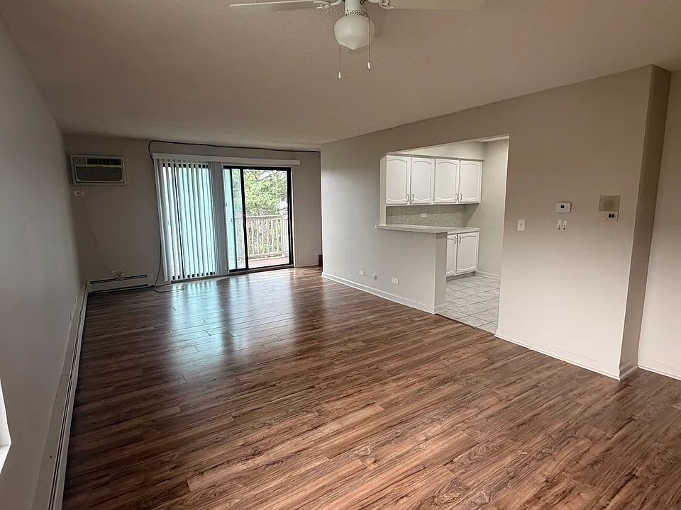 153 N Gregory St #18