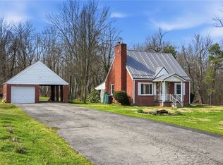 345 Aley Hill Rd, Beaver Falls, PA 15010