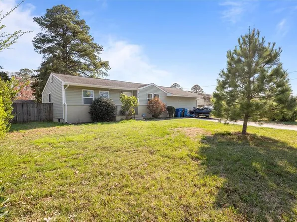213 Doctor Dr, Virginia Beach, VA 23452
