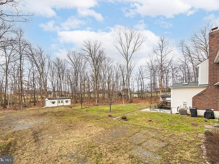 36767 Pelham Ct — Photo 32
