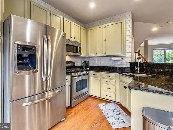 3rd image of 13119 Sparrow Tail Ln