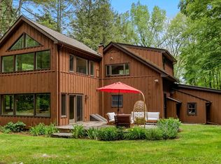 1872 S Undermountain Rd, Sheffield, MA 01257