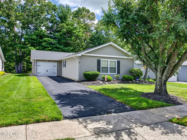 39 Blue Ridge Drive, Brick, NJ 08724