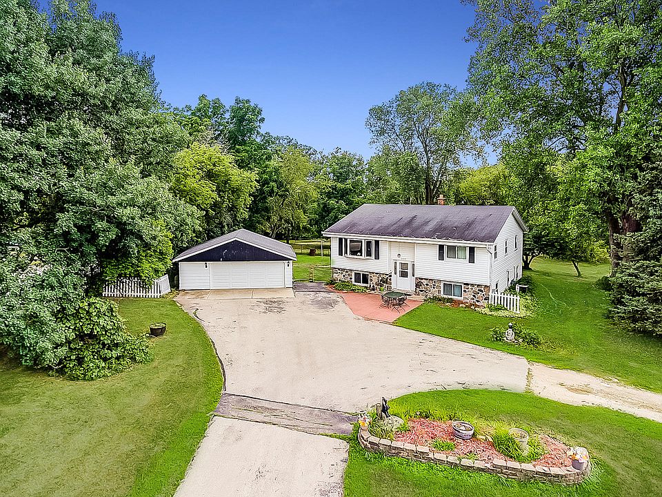 2nd image of 3305 Beaver Dam Rd
